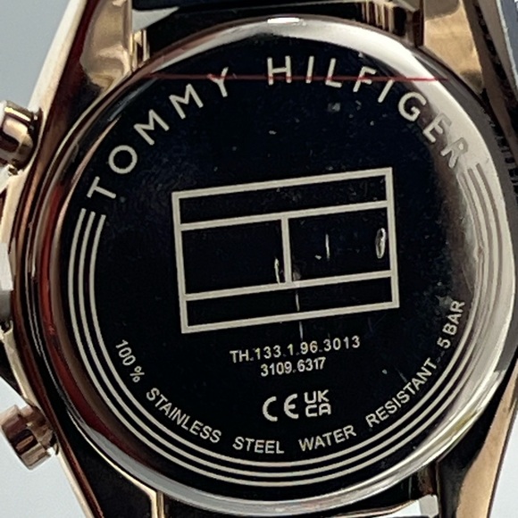NEW Tommy Hilfiger Parker Men's Black Leather Strap Black Dial 1791836 Watch - Picture 9 of 11